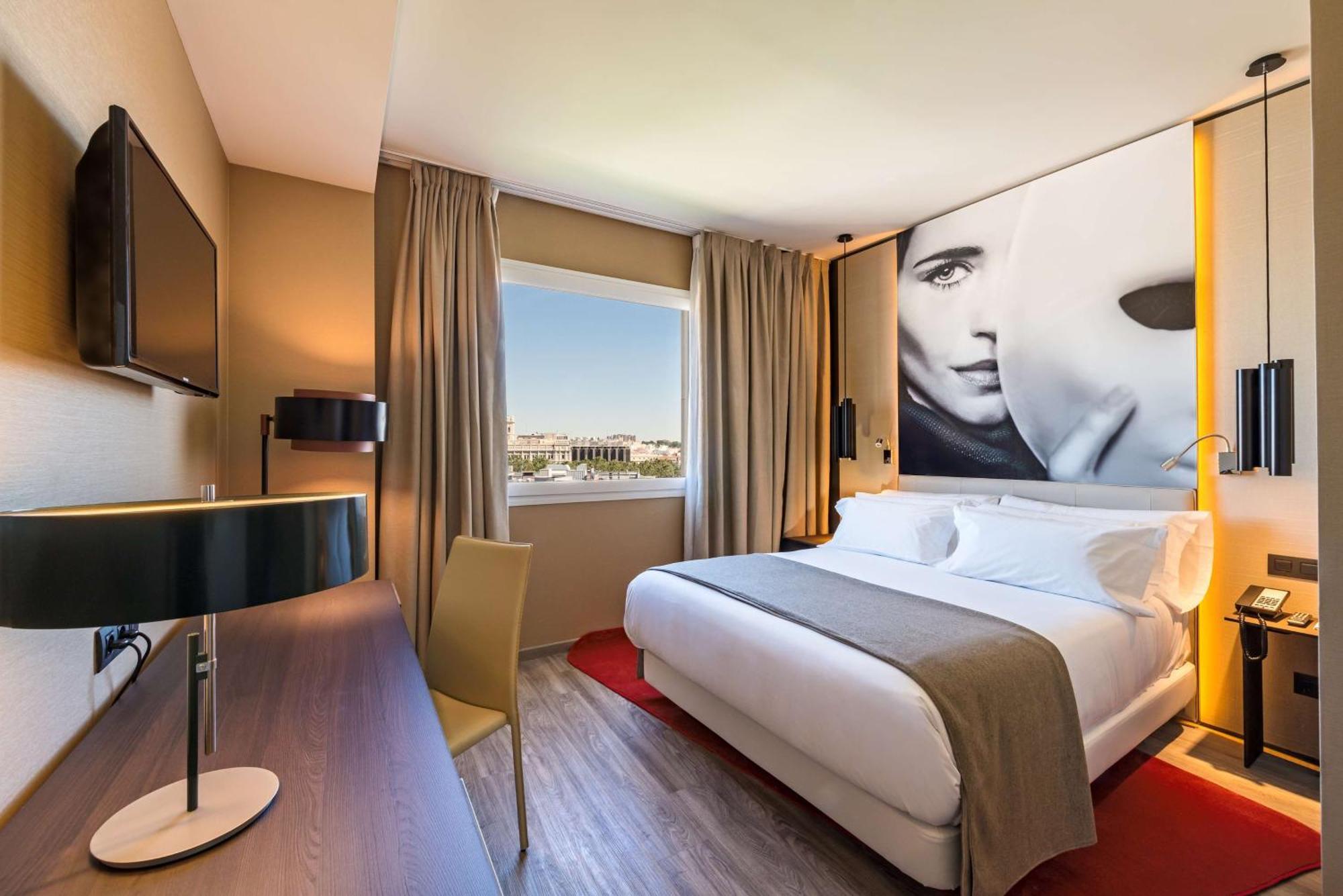 Hotel NH Collection Madrid Suecia Exterior foto A room at the hotel